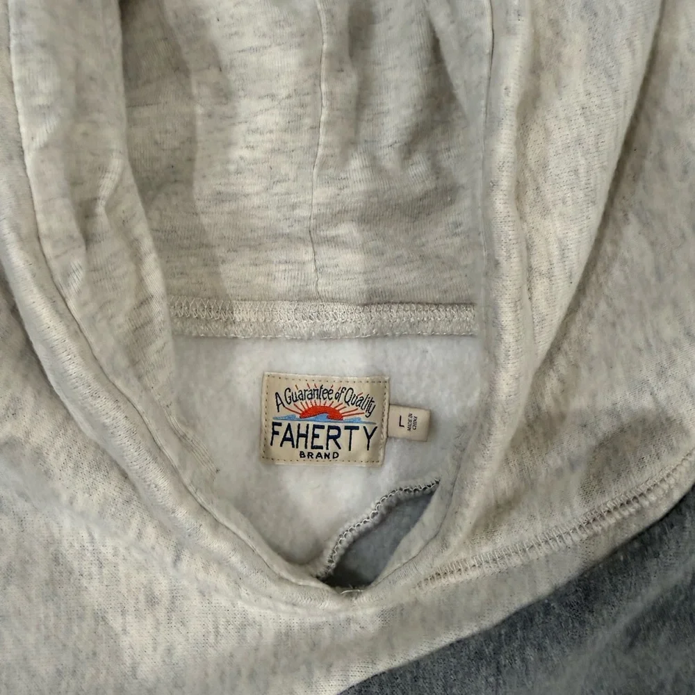 Faherty Riptide Sweatshirt - Picture 3 of 3